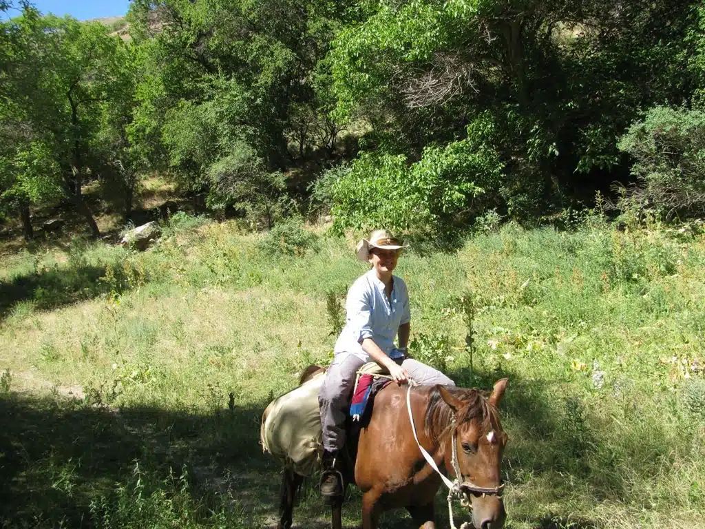 À cheval vers Nurata : immersion dans la vie de village ouzbek – Image 9