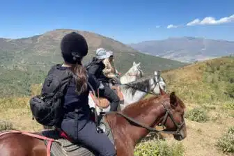 À cheval vers Nurata : immersion dans la vie de village ouzbek – Image 4